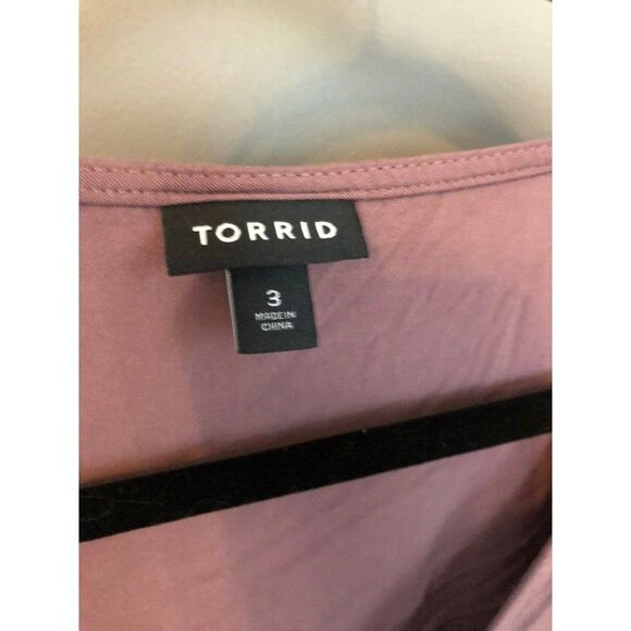 Torrid size 3 dusty pink size 3 top blouse - Picture 2 of 4